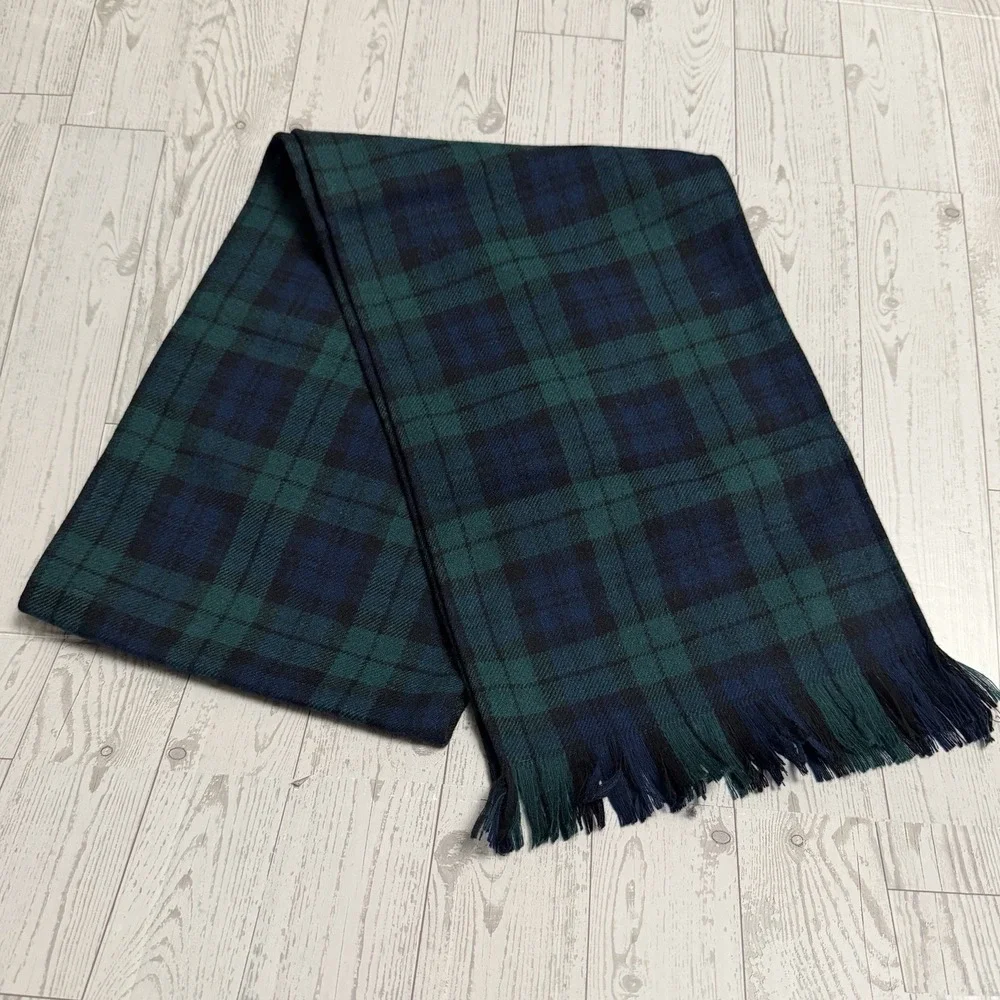 Vintage Pendleton 100% Virgin Wool‎ Plaid Scarf Blue Green USA Made Excellent